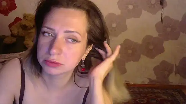 Queen Daenerys online show from 12, 9, 2025