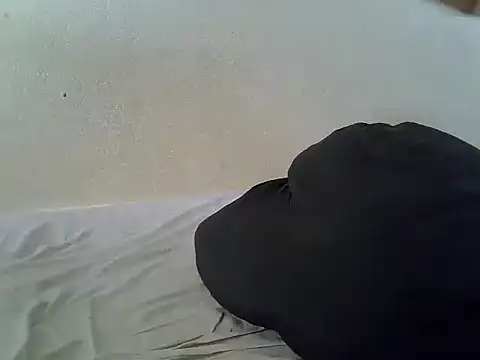 SpicyPetite online show from 18, 12, 2025