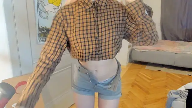 Snapshot of Silly__Milly chatting on 11, 12, 2024 Silly  Milly online show from 11, 12, 2024