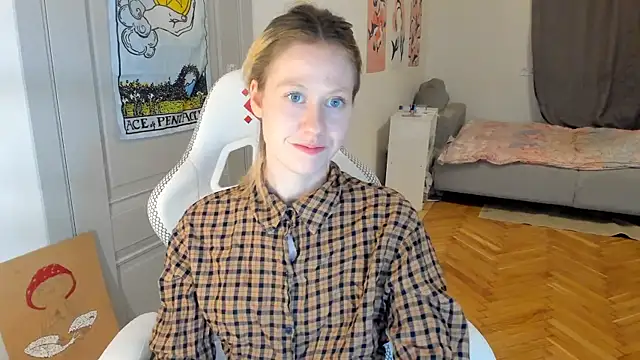 Snapshot of Silly__Milly chatting on 10, 12, 2024 Silly  Milly online show from 10, 12, 2024