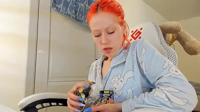 Snapshot of Silly__Milly chatting on 5, 2, 2025 Silly  Milly online show from 5, 2, 2025