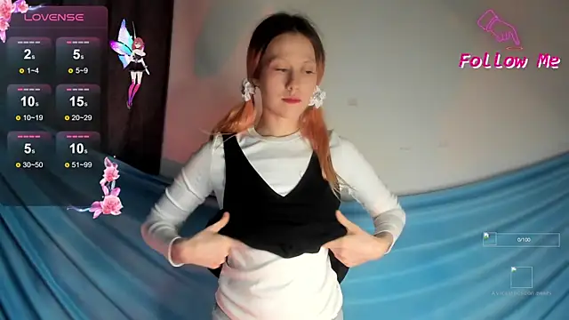 Snapshot of Silly__Milly chatting on 12, 9, 2025 Silly  Milly online show from 12, 9, 2025