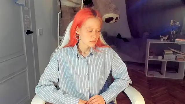 Snapshot of Silly__Milly chatting on 7, 3, 2025 Silly  Milly online show from 7, 3, 2025