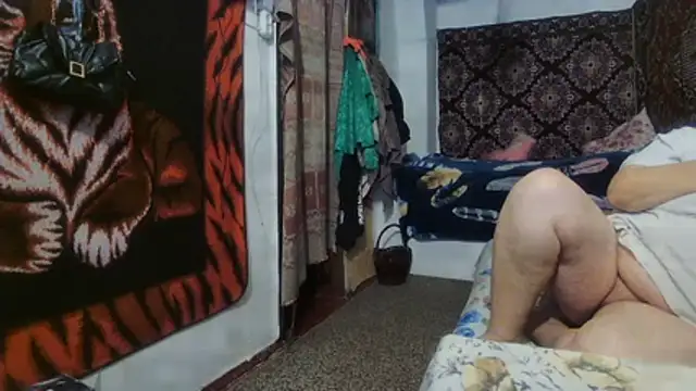 NataliiaRosa54 online show from 17, 12, 2025