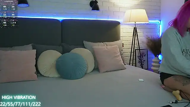 Selena Lily online show from 15, 3, 2025