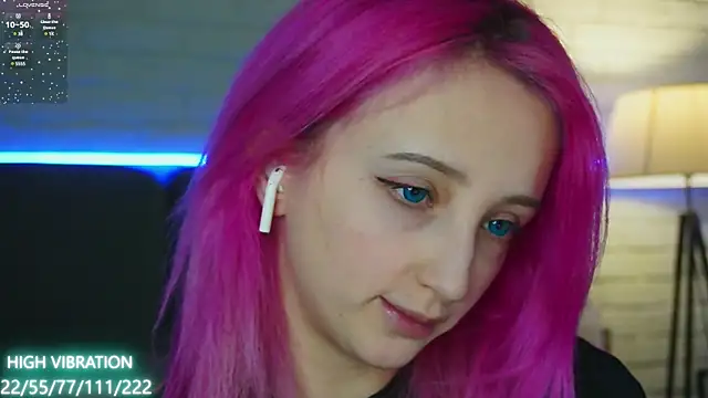 Selena Lily online show from 15, 3, 2025