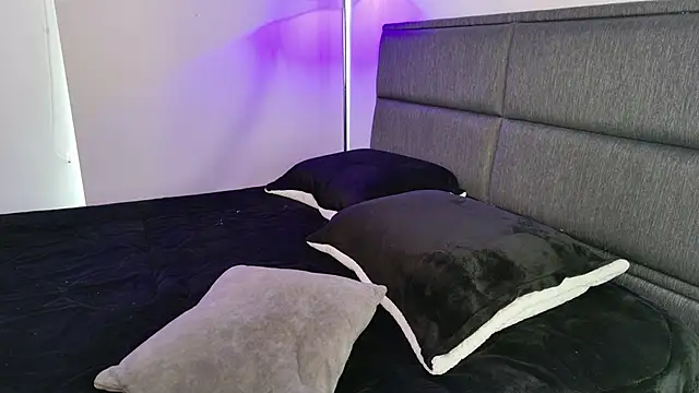 lady ni  online show from 8, 1, 2026