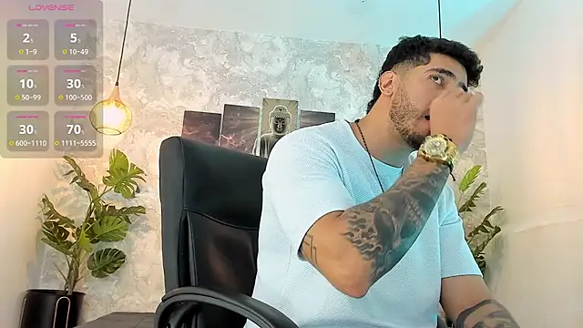 Snapshot of Nate_franco chatting on 8, 7, 2026 Nate franco online show from 8, 7, 2026