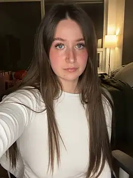 nerdynina online show from 5, 4, 2026