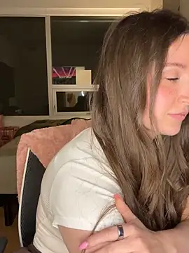 nerdynina online show from 17, 3, 2026