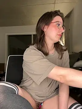 nerdynina online show from 5, 11, 2025