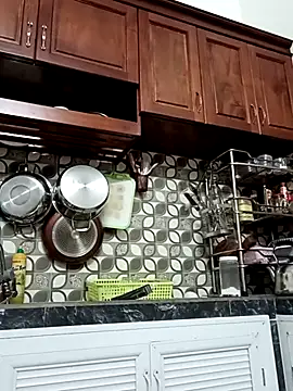 Snapshot of ___Erin___ chatting on 21, 11, 2025 Erin online show from 21, 11, 2025