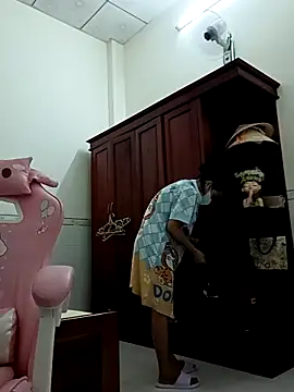    Erin    online show from 3, 3, 2026