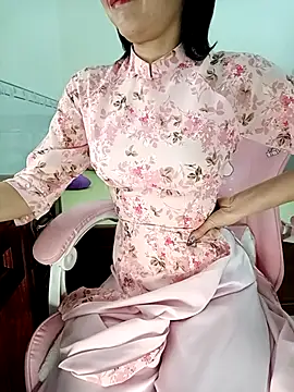 Snapshot of ___Erin___ chatting on 27, 10, 2025 Erin online show from 27, 10, 2025