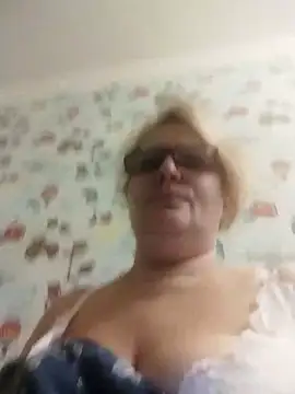 Snapshot of Forest-Lady chatting on 9, 9, 2025 Forest-Lady online show from 9, 9, 2025