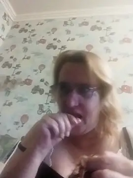 Forest-Lady online show from 25, 10, 2025