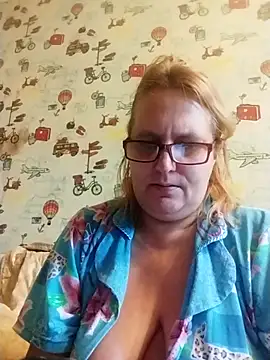 Snapshot of Forest-Lady chatting on 2, 10, 2025 Forest-Lady online show from 2, 10, 2025