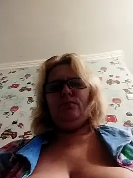 Snapshot of Forest-Lady chatting on 25, 9, 2025 Forest-Lady online show from 25, 9, 2025