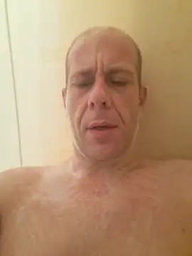 ditchwaterbitch online show from 30, 10, 2025