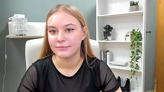 kitty valeria online show from 29, 12, 2024