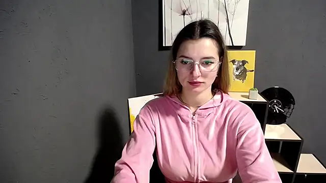 lady olivia  online show from 10, 11, 2025