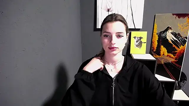lady olivia  online show from 27, 5, 2026