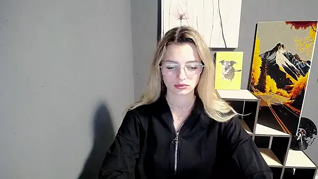 lady olivia  online show from 10, 7, 2026
