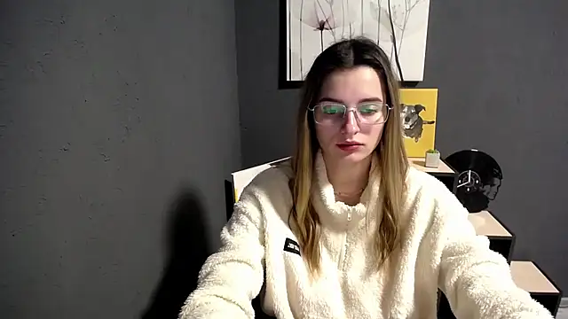 lady olivia  online show from 21, 11, 2025