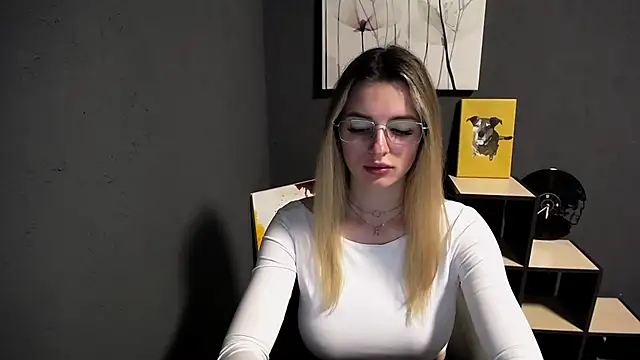 lady olivia  online show from 9, 5, 2026
