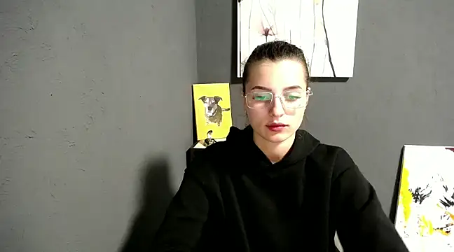 lady olivia  online show from 10, 2, 2025