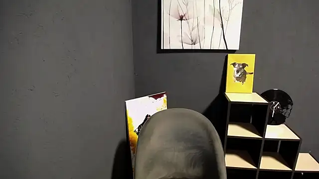 lady olivia  online show from 17, 4, 2026