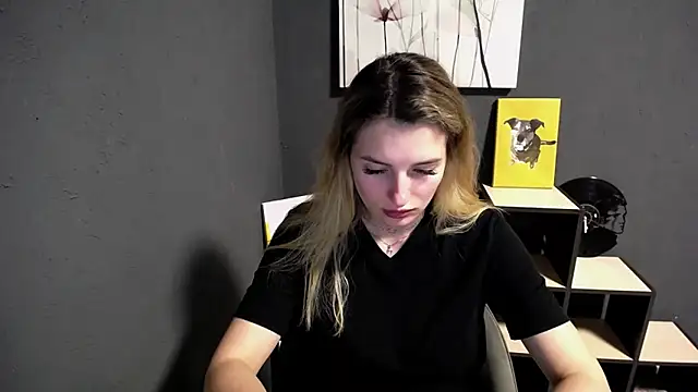 lady olivia  online show from 4, 5, 2026