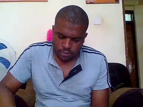 Snapshot of lui_cuuty chatting on 17, 9, 2025 lui cuuty online show from 17, 9, 2025