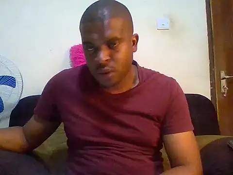 Snapshot of lui_cuuty chatting on 9, 9, 2025 lui cuuty online show from 9, 9, 2025