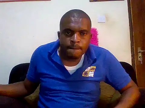 Snapshot of lui_cuuty chatting on 18, 9, 2025 lui cuuty online show from 18, 9, 2025