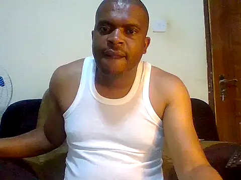 Snapshot of lui_cuuty chatting on 9, 9, 2025 lui cuuty online show from 9, 9, 2025