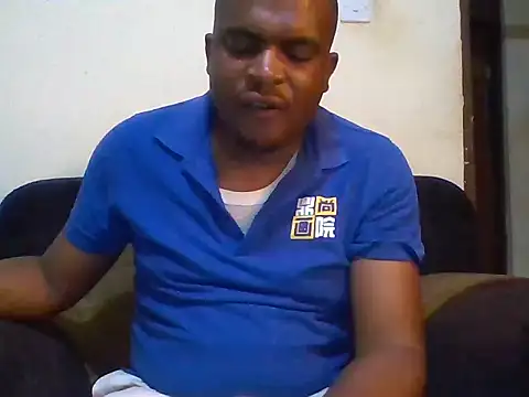 Snapshot of lui_cuuty chatting on 20, 9, 2025 lui cuuty online show from 20, 9, 2025