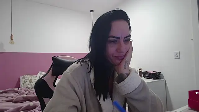 Snapshot of YasmimBrasil chatting on 22, 7, 2026 YasmimBrasil online show from 22, 7, 2026