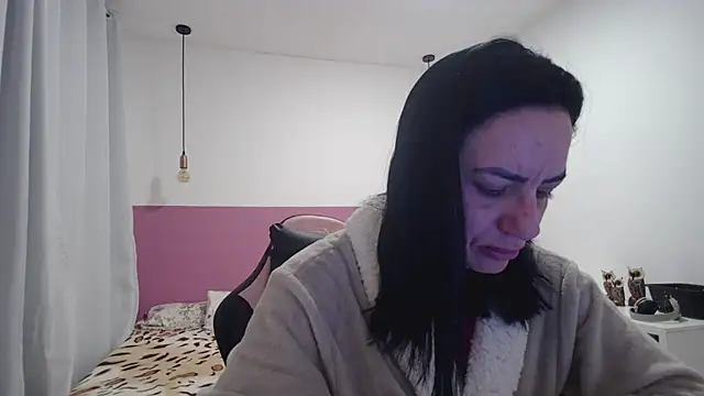 Snapshot of YasmimBrasil chatting on 10, 7, 2026 YasmimBrasil online show from 10, 7, 2026