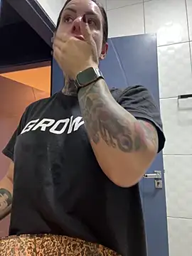 YasmimBrasil online show from 20, 4, 2026