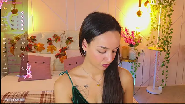 Lolly Neal online show from 7, 11, 2025