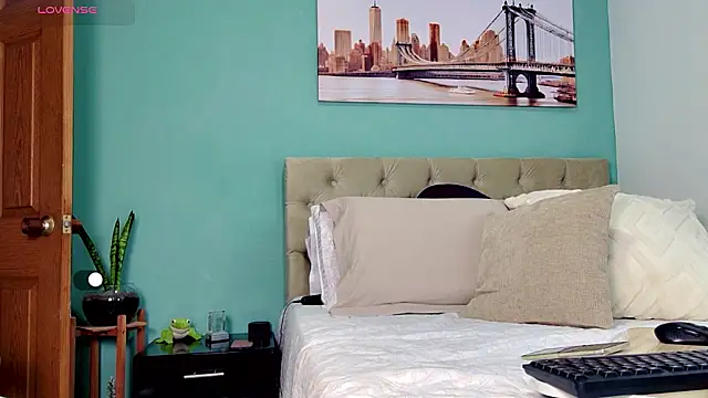 yanella fire online show from 16, 2, 2026