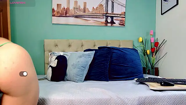 yanella fire online show from 13, 3, 2026