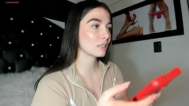 diana queen  online show from 2, 12, 2025