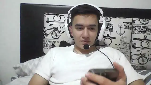 Snapshot of Estebitan_vm chatting on 1, 3, 2026 Estebitan vm online show from 1, 3, 2026