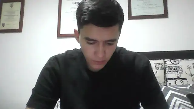 Snapshot of Estebitan_vm chatting on 22, 4, 2026 Estebitan vm online show from 22, 4, 2026