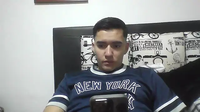 Snapshot of Estebitan_vm chatting on 2, 8, 2026 Estebitan vm online show from 2, 8, 2026