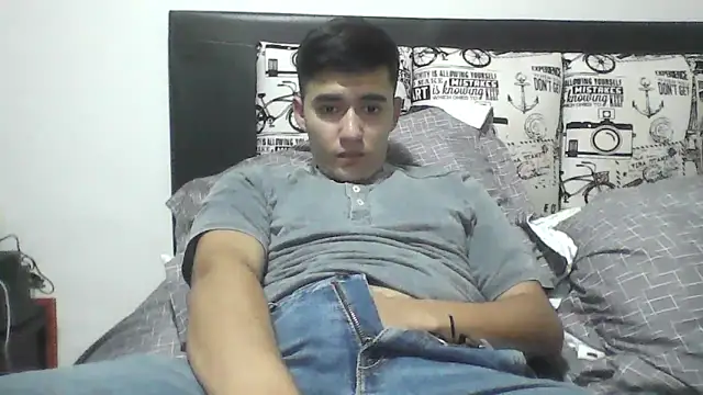 Snapshot of Estebitan_vm chatting on 18, 4, 2026 Estebitan vm online show from 18, 4, 2026