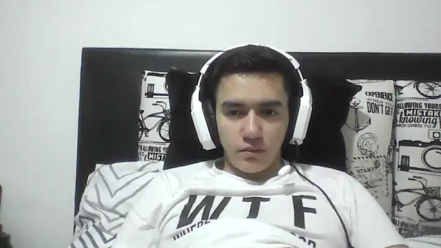 Snapshot of Estebitan_vm chatting on 12, 3, 2026 Estebitan vm online show from 12, 3, 2026