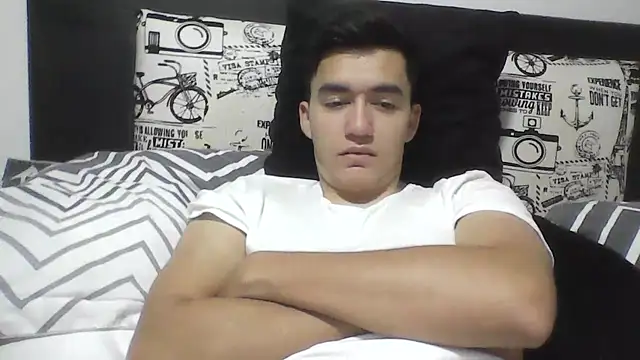 Snapshot of Estebitan_vm chatting on 10, 5, 2026 Estebitan vm online show from 10, 5, 2026